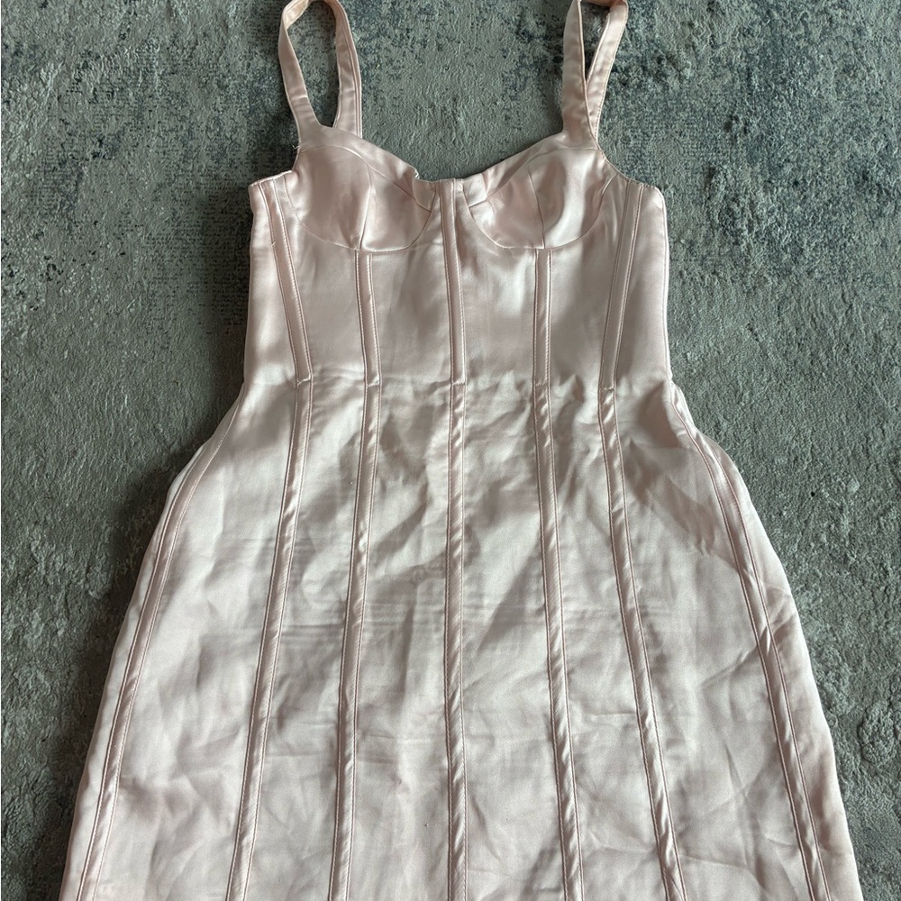 Elegant Pink Sleeveless Dress